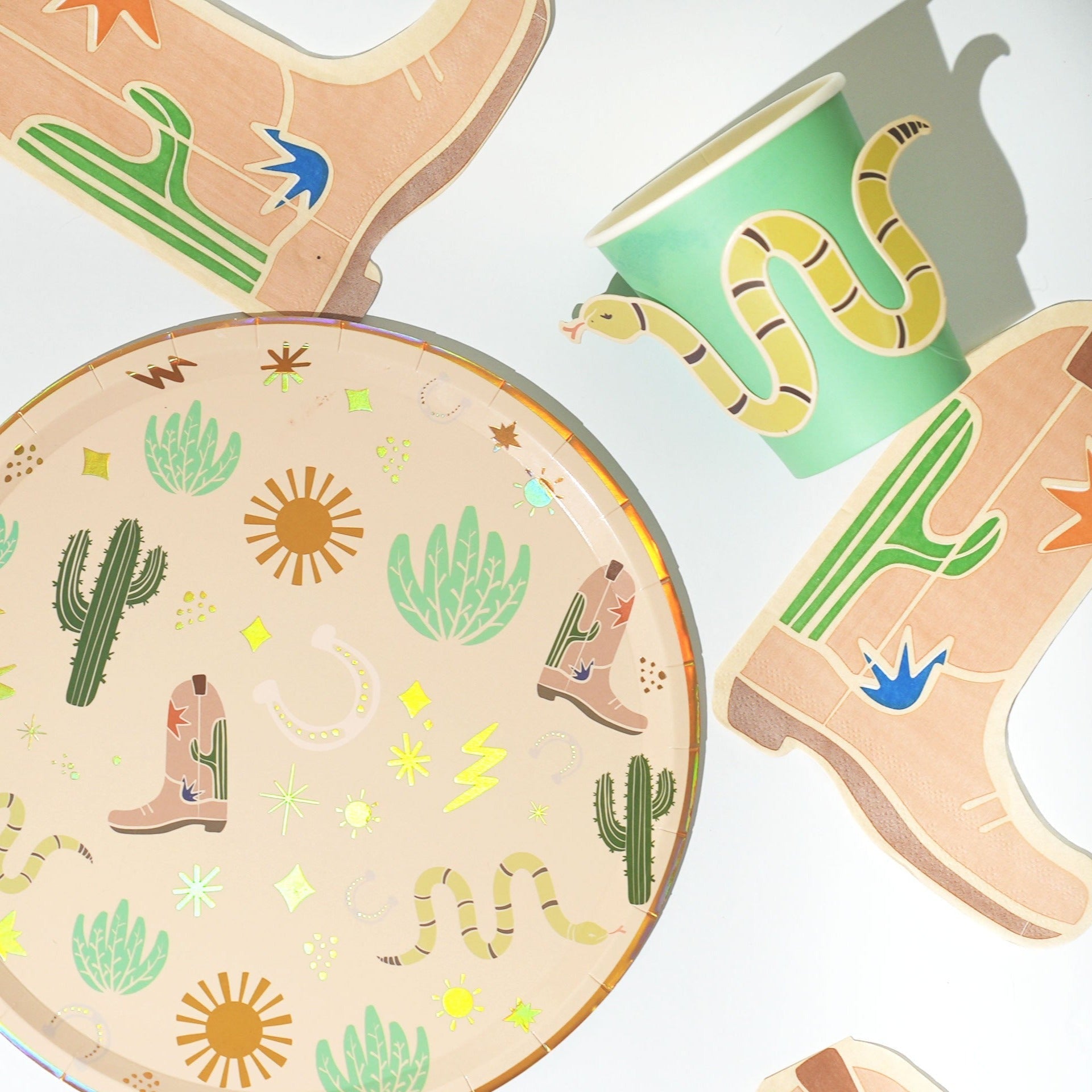 Western Birthday Party Supplies Pack - Serves 12 Main image
