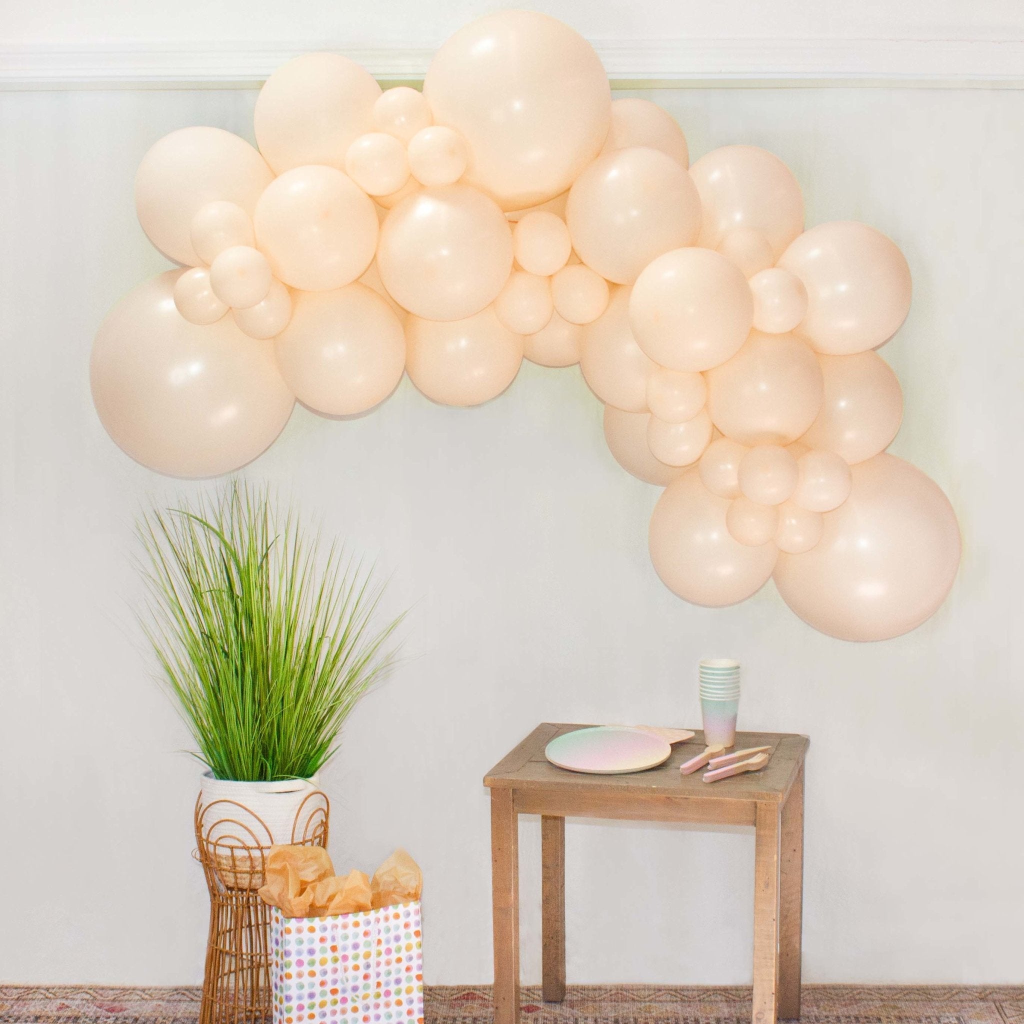 Blush Balloon Garland Kit