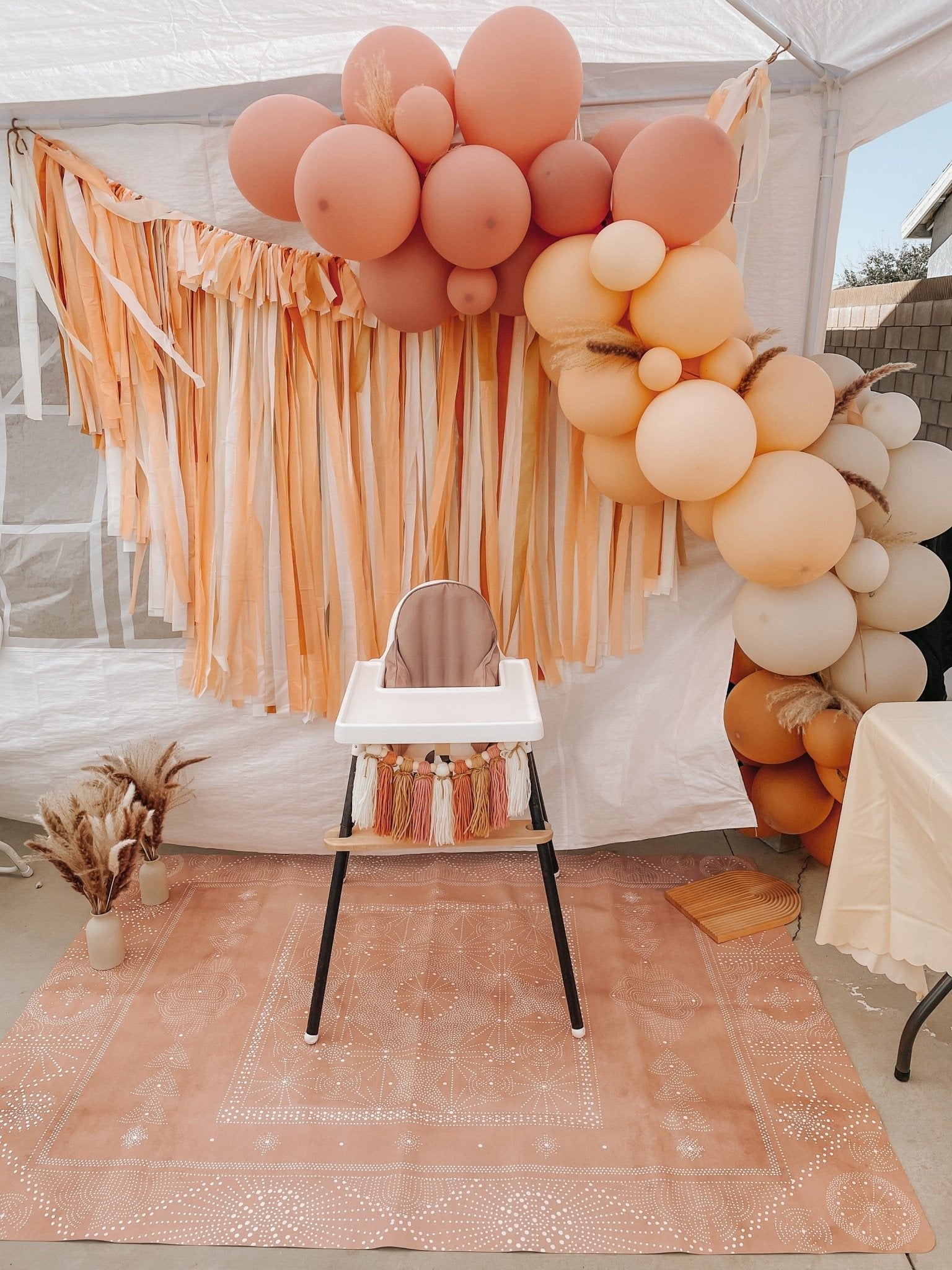 Blush Balloon Garland Kit