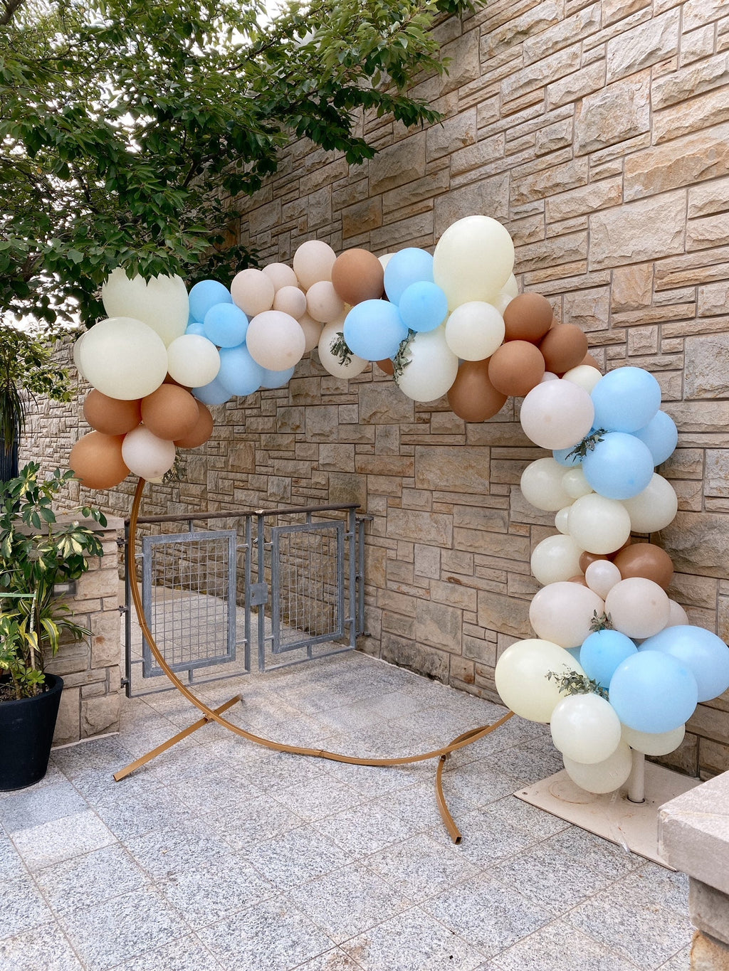 Ivory Balloon Garland 5 foot
