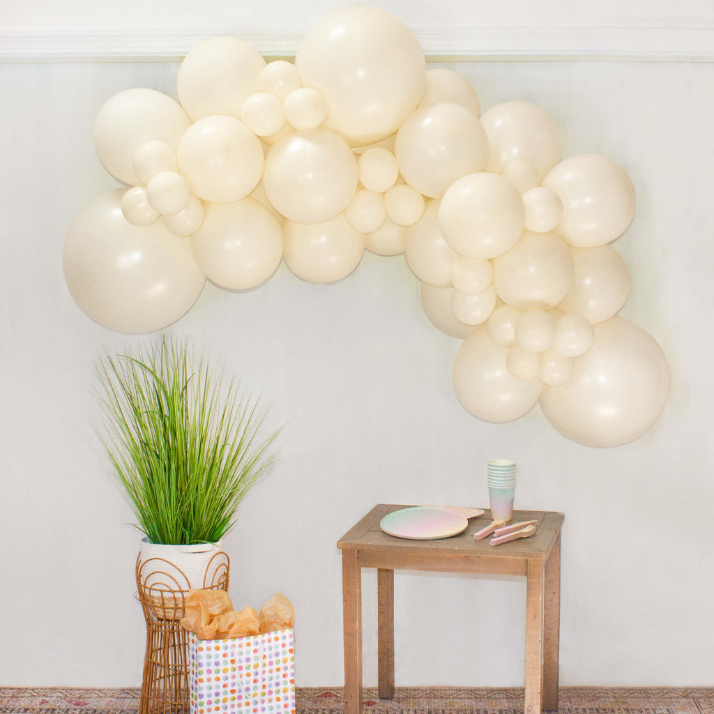 Ivory Balloon Garland 5 foot