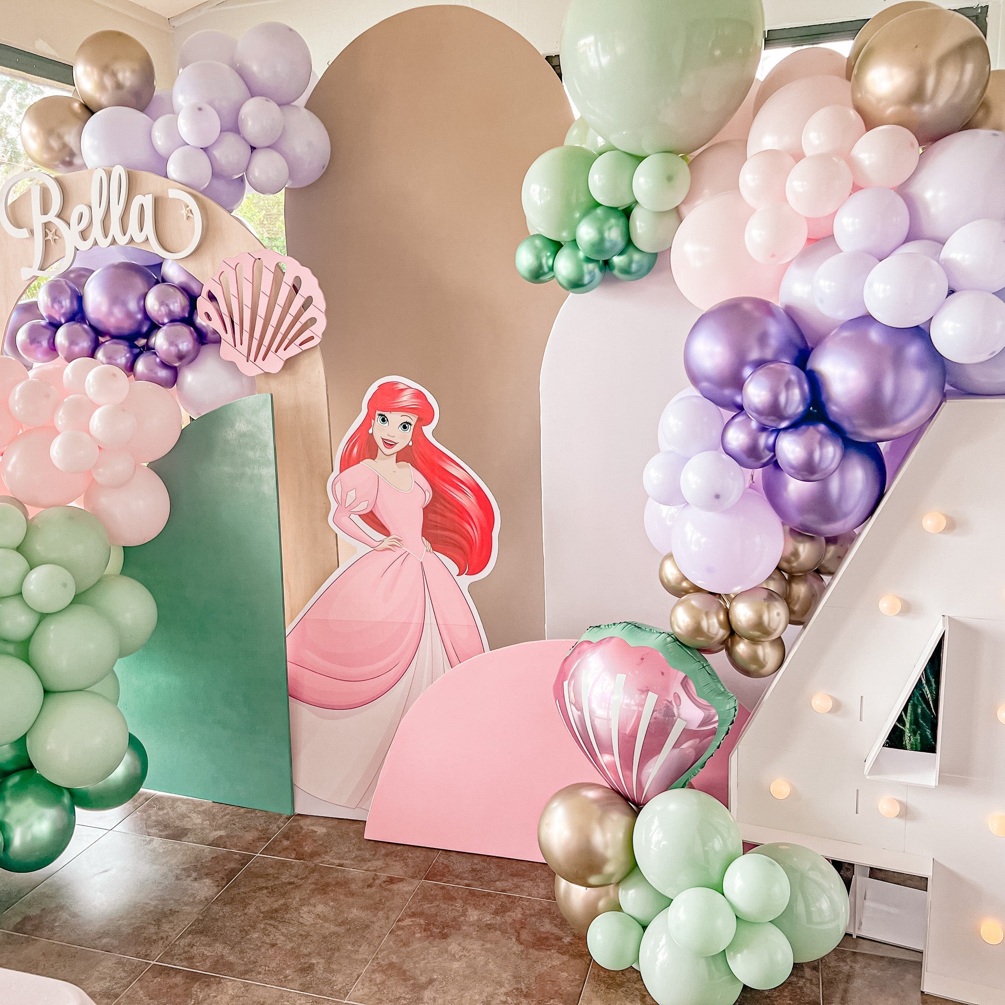 Mermaid Balloon Garland Kit Main image