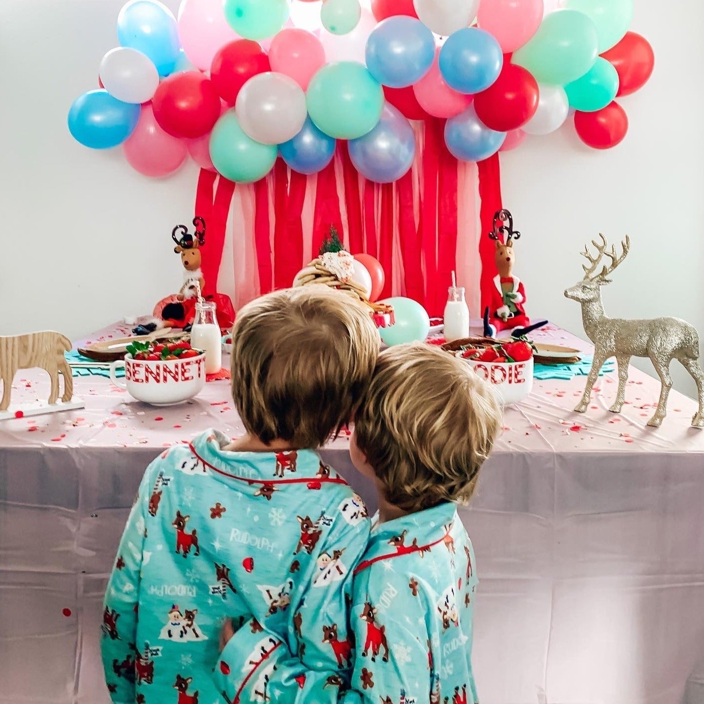 Candy Land Balloon Garland Kit Secondary image