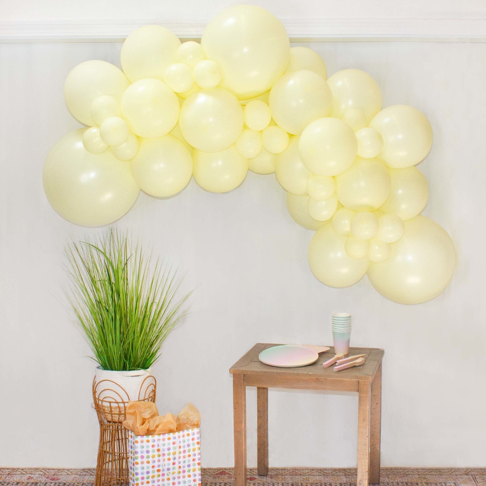 Yellow Balloon Garland Main image